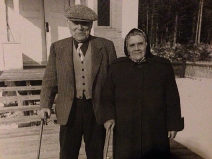 Historical photo of a man and a woman standing side by side