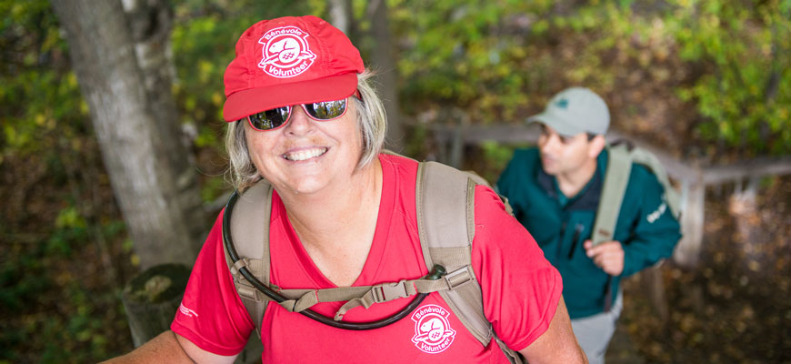 A Parks Canada Volunteer leads a hike.