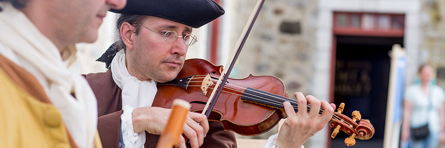 Violonist of the New-France era