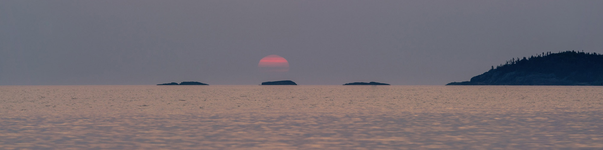 Un coucher de soleil sur le lac Supérieur.