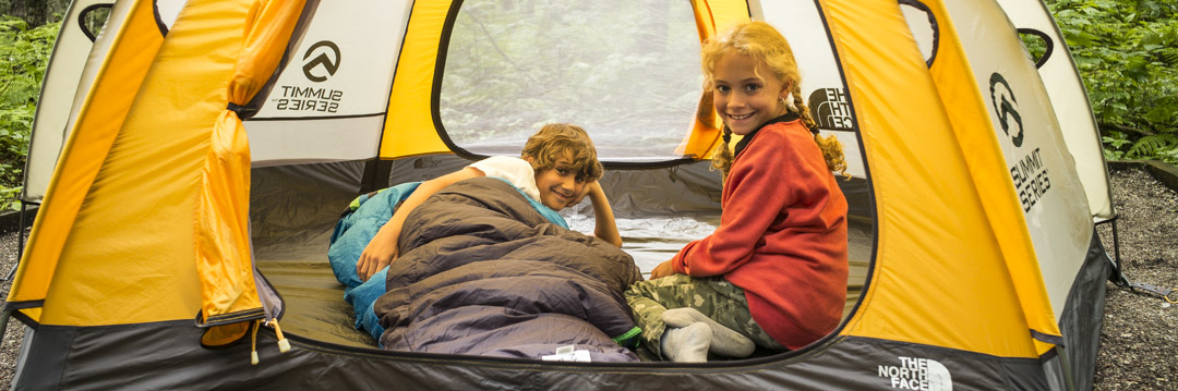 Une famille en camping sur l’île du Havre.