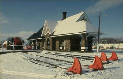 Gare de Kensington, Île-du-Prince-Édouard, © Agence Parcs Canada / Parks Canada Agency, 1987.